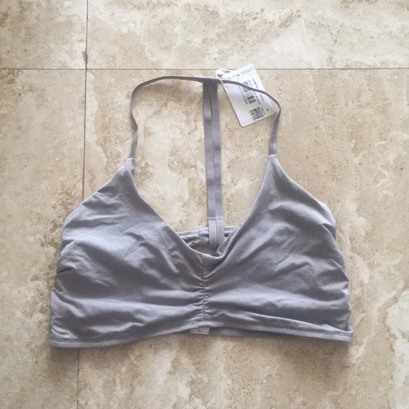 NWT Lululemon simply there bralette size M - Picture 4 of 6